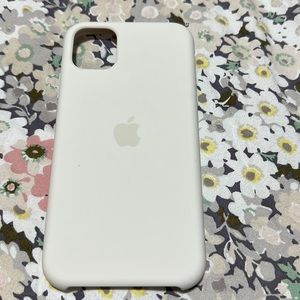 New Apple Iphone 11 white silicone case